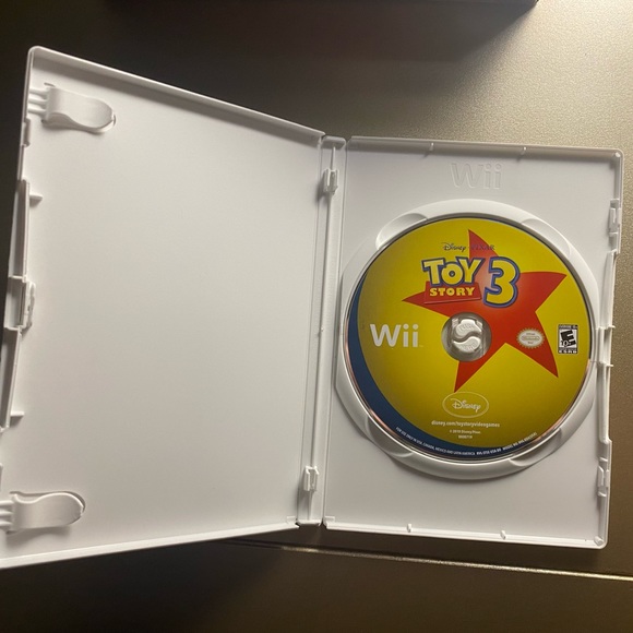 Wii Toy Story 3 Game - Picture 3 of 3